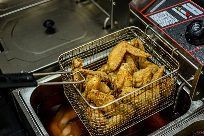 Friteuse 15L 2bacs de 15L avec coffres